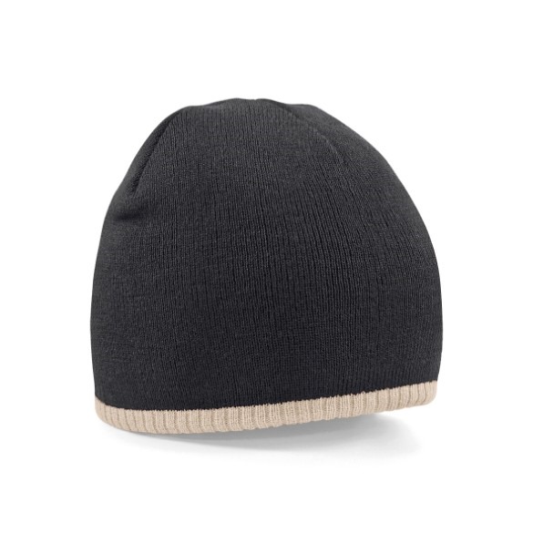 Two-tone pull-on beanie